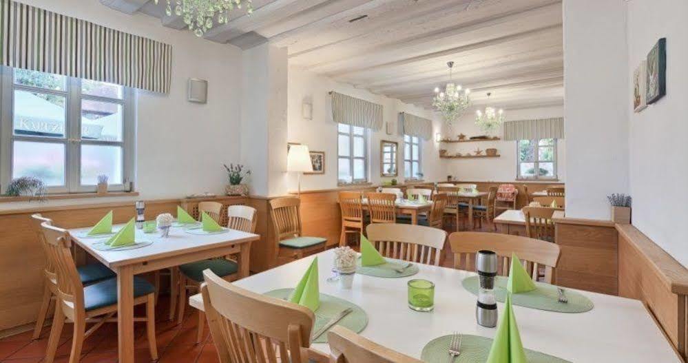 Gasthof Zur Post Neunkirchen am Brand 외부 사진